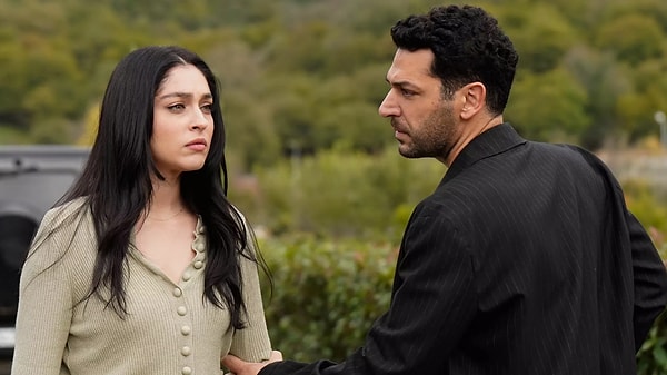 Kanal D'nin sevilen dizisi Güller ve Günahlar, sezon başında kaptığı reyting zirvesini bırakmıyor.