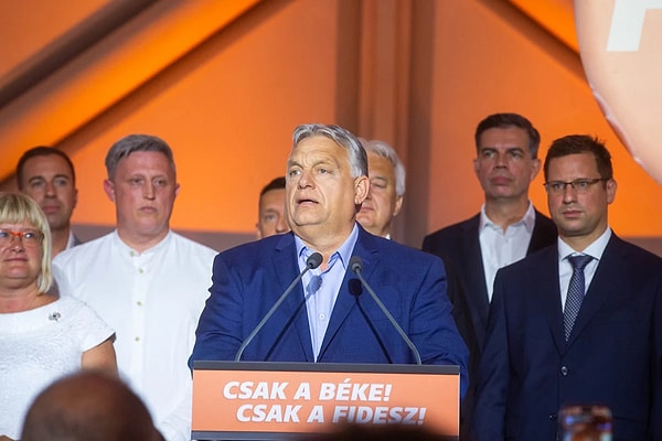 Muhalefet dağınık da olsa tek bir adayı öne çıkardı.