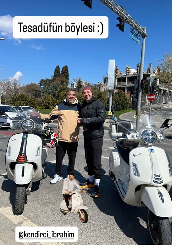 Efe ve Deniz karakterlerine hayat veren oyuncular trafikte karşılaştı 👇