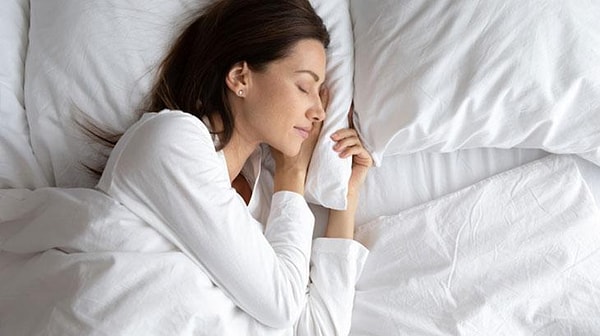 In a study published in Science Advances in 2025, it was discovered that the brain tissue of mice experiencing vivid dreams clears amyloid beta and tau proteins 45% faster.