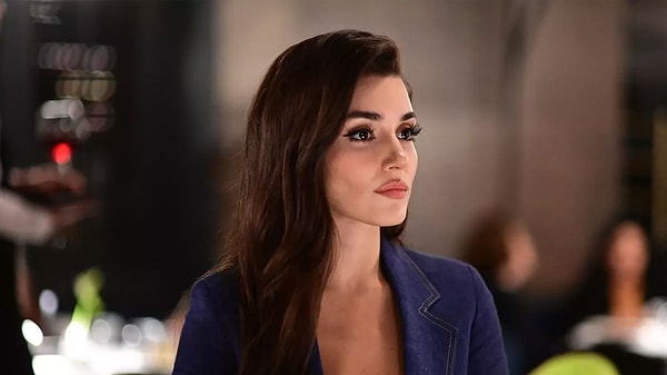 Hande Erçel's Private Life