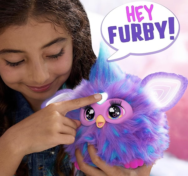 Konuşan ve Dans Eden Bir Dost: Furby Mor İnteraktif Pelüş!