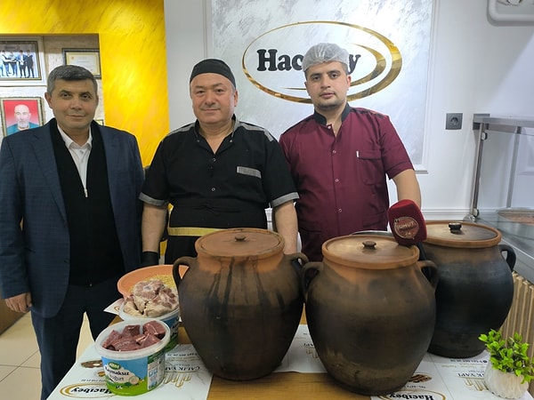 Şuhut keşkeğini eşsiz kılan en büyük özellik, hazırlık sürecindeki sabır ve ustalık.