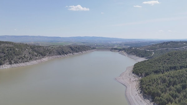 Meteoroloji uzmanları, yaşanan artışın olumlu bir gelişme olduğunu ancak tek başına kuraklık riskini ortadan kaldırmadığını vurguluyor.