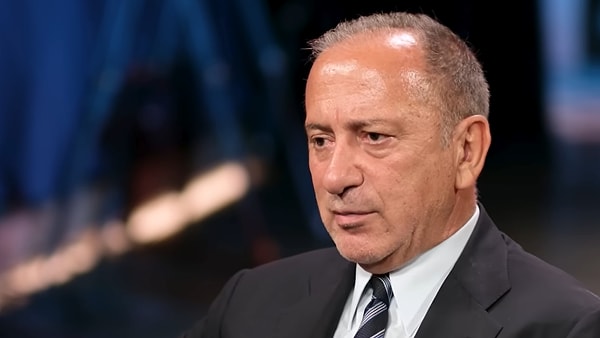 Altaylı yaşananlara tepki gösterdi.