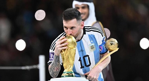 Katalonya'ya takım alarak geri dönüyor.