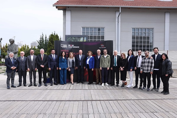 İnsanı merkeze alan bir dönüşüm inşaa etmeliyiz