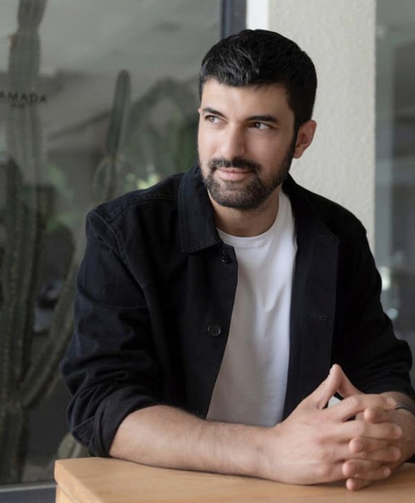 Biography of Engin Akyürek, Who is He?