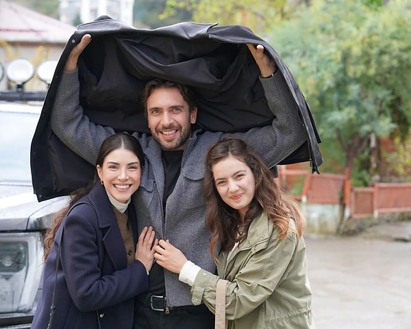 Following these tragic events, one by one, the networks cancelled the upcoming episodes of their high-production series.