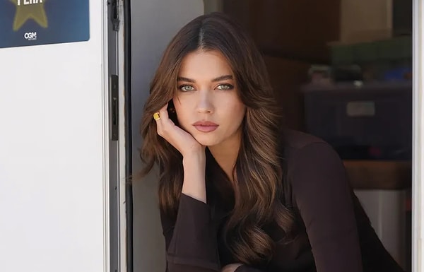 The Life and Biography of Afra Saraçoğlu