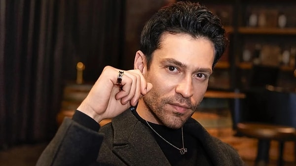 Ekin Koç, Gece Muhabiri mikrofonlarına yaptığı açıklamada, sinema ve dizi tarihinde şiddet unsurunun her zaman var olduğunu hatırlatarak söze başladı.