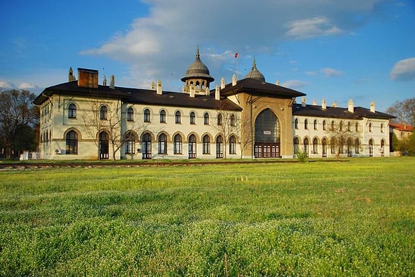 Bienal, Şehri Baştan Sona Bir Sanat Rotasına Dönüştürüyor