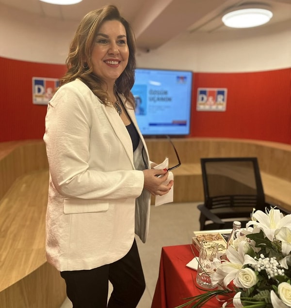 Sizin dinlediğiniz ve bu kitapta yer verdiğiniz hikâyeler size ne söyledi?