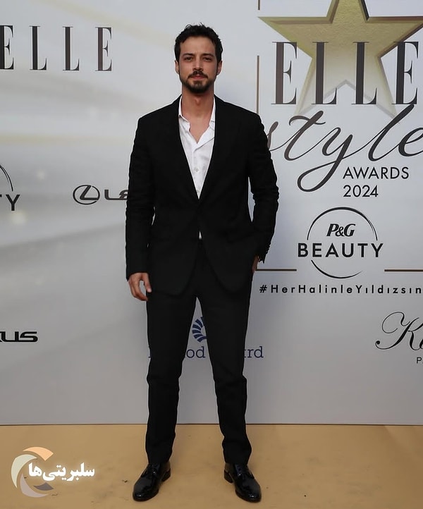 Mert Yazıcıoğlu, who has been stirring up a storm on the screens with his role in the beloved ATV production, "Kuruluş Orhan", is making headlines this time not for his role, but for his personal life!