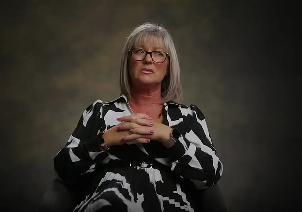 27 yıl boyunca ölümle burun buruna çalışmak, insanı ölüm gerçeğine karşı nasıl hissettirir?