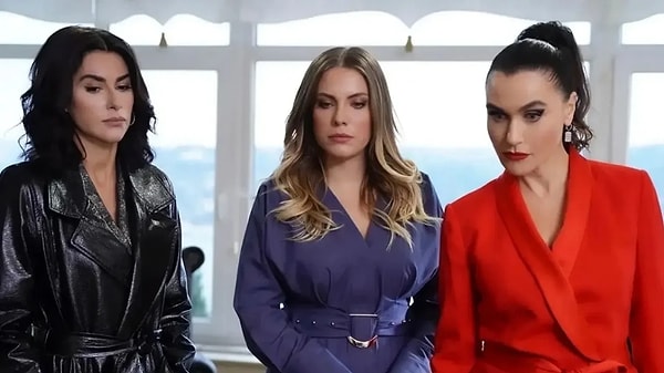 It has been learned that if the series Kızılcık Şerbeti continues, the screenwriters of the series, Melis Civelek and Zeynep Gür, will write 3 series at once next season.