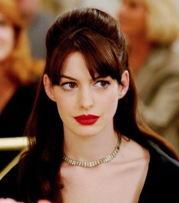 Anne Hathaway, one of Hollywood's timeless beauties, has been a topic of conversation for years, not only for her acting prowess but also as one of the first names that springs to mind when one mentions "pure beauty".