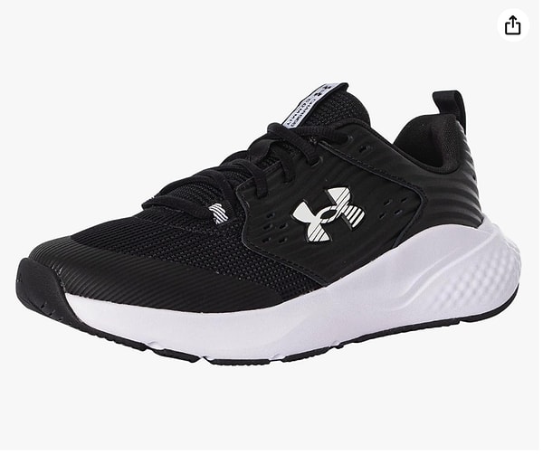 Rahatlığının, şıklığının yanında kalitesiyle de tercih sebebi olanUnder Armour Charged Commit TR 4 Spor Ayakkabısı, şu ara en çok tercih edilen koşu ayakkabılarından biri.