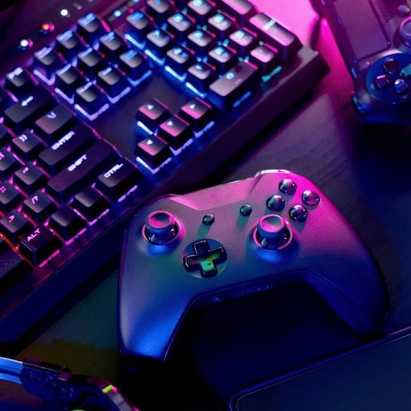 TBMM Genel Kurulunda, sosyal medyaya ve doğum iznine yönelik düzenlemeleri de içeren Sosyal Hizmetler Kanunu ve Bazı Kanunlarda Değişiklik Yapılmasına Dair Kanun Teklifinin 9 maddesi daha kabul edildi.