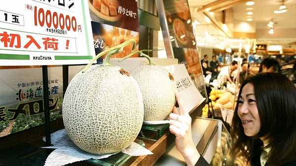 2025 yılındaki rekor satış fiyatı 1 milyon Yen (6.200 ABD doları) olarak kayda geçti.