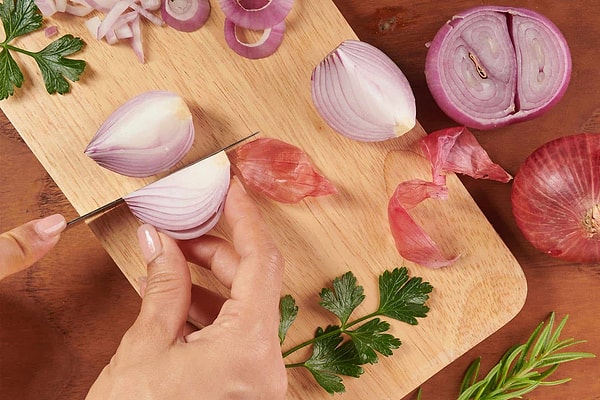Is it Possible to Chop Onions Without Shedding a Tear?