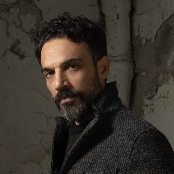 According to a report by Birsen Altuntaş, the actor who replaced Fırat Tanış in the series "Delikanlı" is Uğur Aslan.