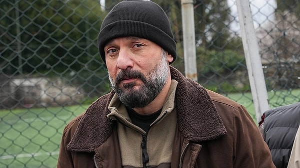 Tolga Tekin, known for his portrayal of Müslüm in Eşref Rüya, spoke out about the allegations that domestic series are promoting violence.
