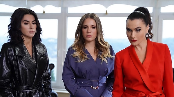 Haber ki NOW TV'nin popüler dizisi Forbidden Fruit tekrar yayınlanacak kadar, Eda Ece'nin dizide rol almayacağı bilgisi de izleyicileri şaşırtmıştı.