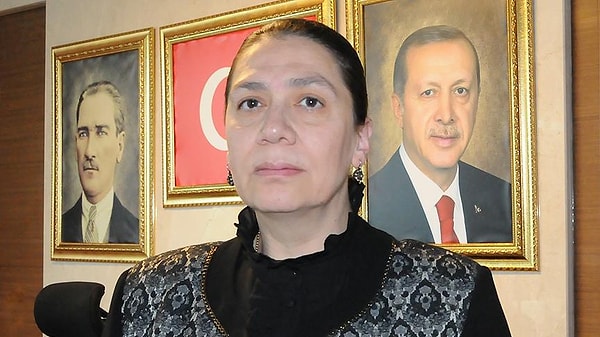 Oya Eronat, "Aşk intiharı" diyerek konuyu  kapatmaya çalışmıştı.