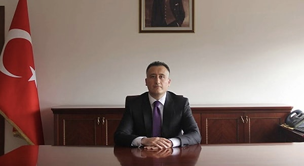 Paylaşım yapan kaymakam, tepkilerin ardından mesajını sildi.