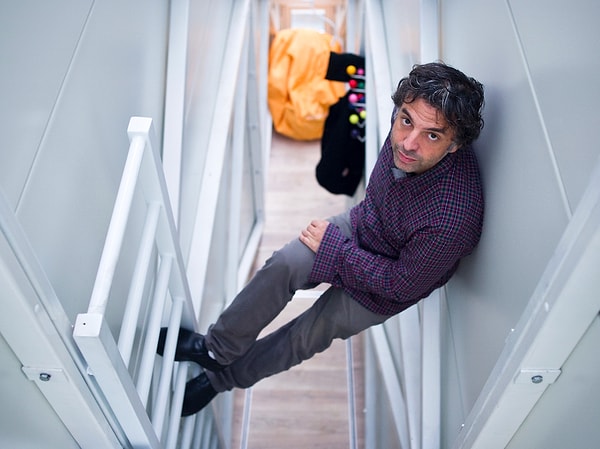 Aslında yalnızca ev değil, sanatsal proje olarak görülüyor.