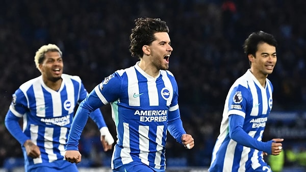 Taraftar da Ferdi'ye sıcak bakıyor.