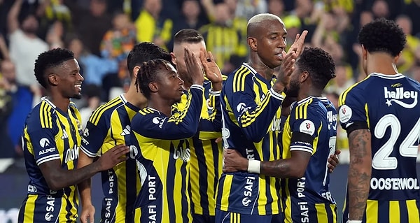 Fenerbahçe Galatasaray Maçı Saat Kaçta?