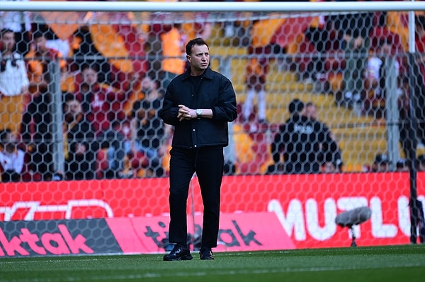 Maç Yasin Kol'un ilk düdüğüyle başladı.