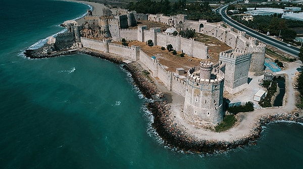 Kale Farklı Medeniyetlerin İzlerini Tek Bir Yapıda Buluşturuyor