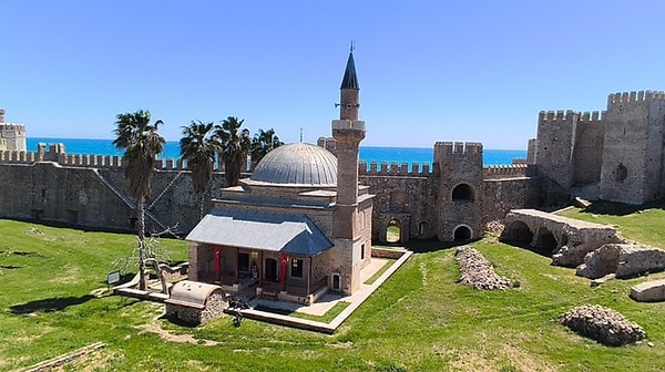 Savunma Sistemleri Ve Mimari Detaylar Göz Dolduruyor