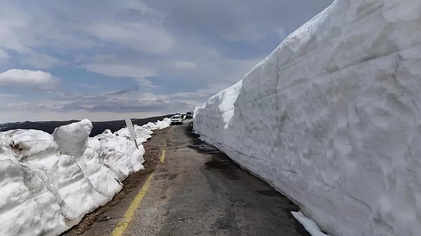Kar duvarları oluştu.