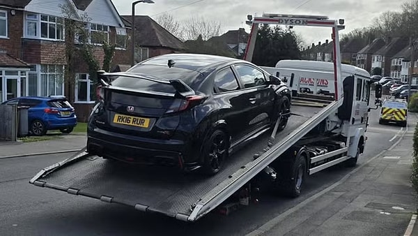 Polis bile duruma inanamadı.