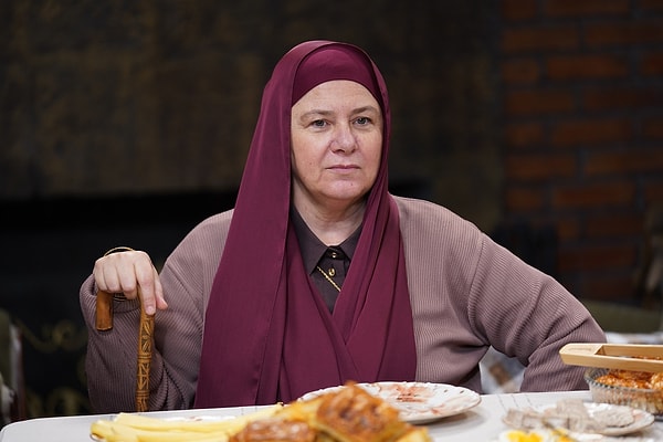 Taşacak Bu Deniz'de Gamze Süner Atay'ın canlandırdığı Şirin karakteri dizide en sevilen karakterlerden biriydi.