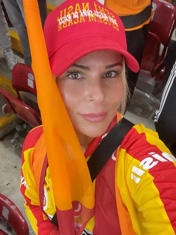 Ancak en çarpıcı yorum, Pelin Öztekin’den geldi.