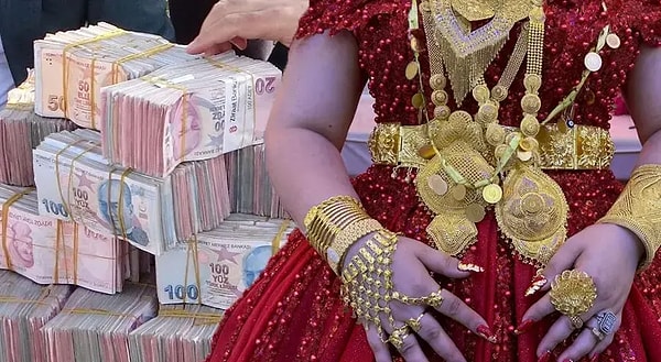 Şırnak’ta Mendıkan bölgesindeki Goyan aşireti mensubu belediye başkanları, muhtarlar, kanaat önderleri ve gençler bir araya gelerek düğünler için yeni kararlar aldı.