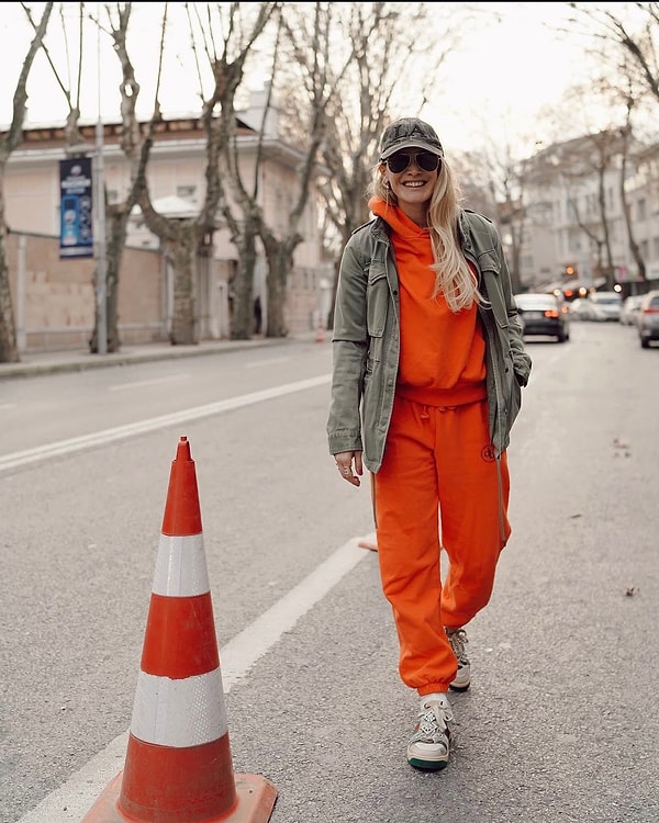 Bianca Somer Türkmen'in yalı önündeki fotoğrafları gündem oldu.