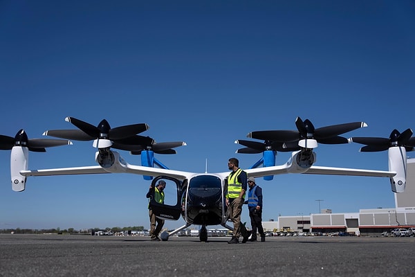 Trafiğe karşı teknoloji: 2 saatlik yol 10 dakikaya inecek.