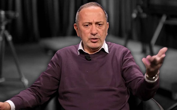 "Konya'daki hava üssünün komutanı, fanatik bir Konyaspor taraftarı olduğu için emrindeki jet filosuna konuk takımı tedirgin etme emrini vermiş."