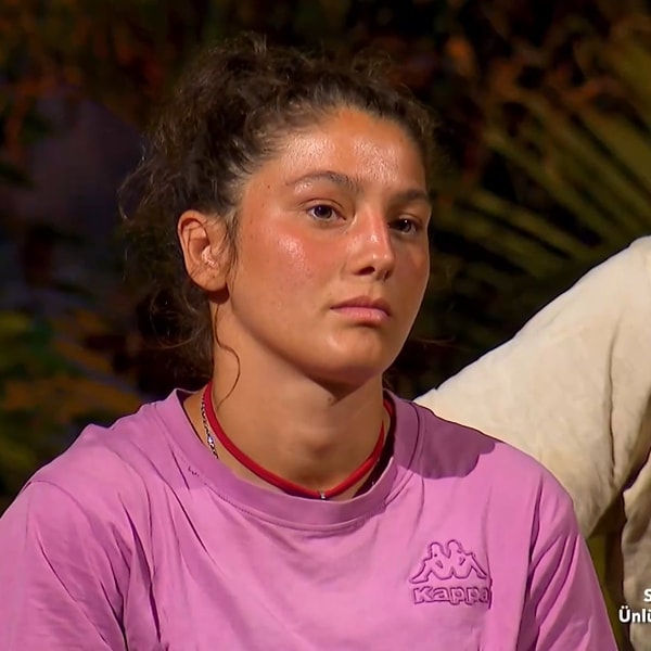 Survivor'ın en çok konuşulan isimlerinden biri olan Seren Ay Çetin, geçtiğimiz günlerde diskalifiye edilmişti.