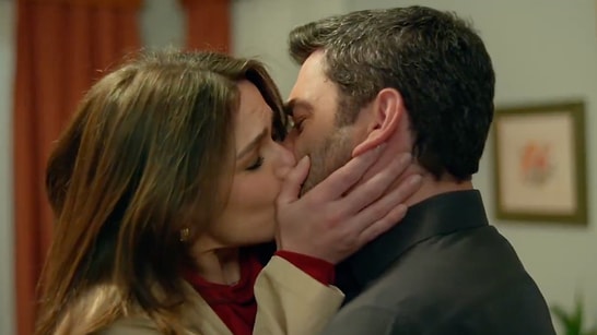 Breathtaking Kiss Surprise Between Alya and Cihan in Uzak Sehir New Episode Trailer