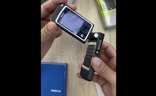 Videodaki telefon modelleri ve çıkış yılları;