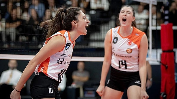İki takım ikinci kez finalde karşı karşıya geliyor.
