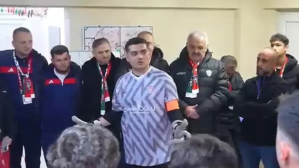 Konuşma şampiyonluk getirdi.
