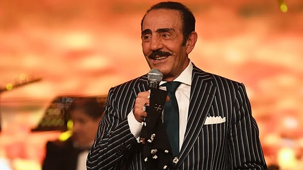 Mustafa Keser'in sahnede anlattığı fıkra nedeniyle konseri iptal edildi. Eski MHP milletvekili tehditte bulundu.